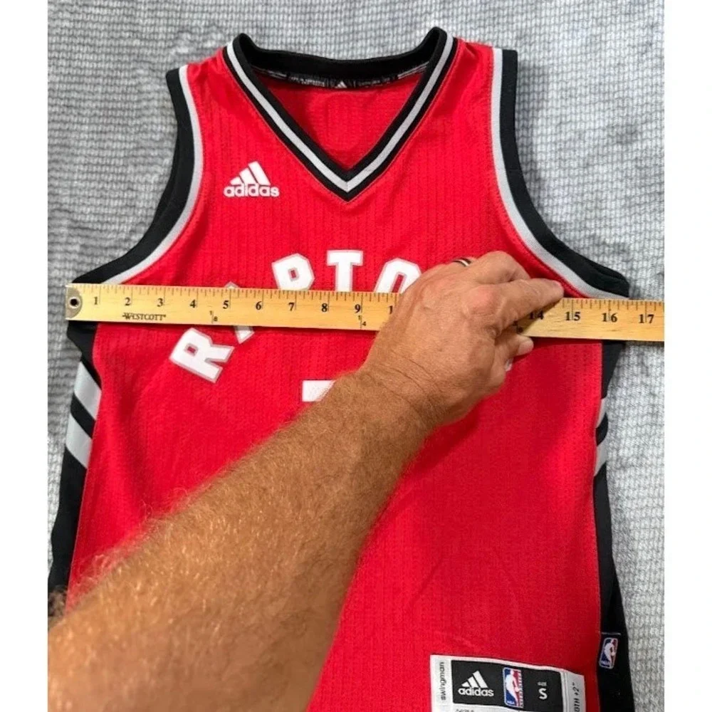 Adidas Toronto Raptors Kyle Lowry 7 Swingman Jersey Red Youth S NBA Basketball